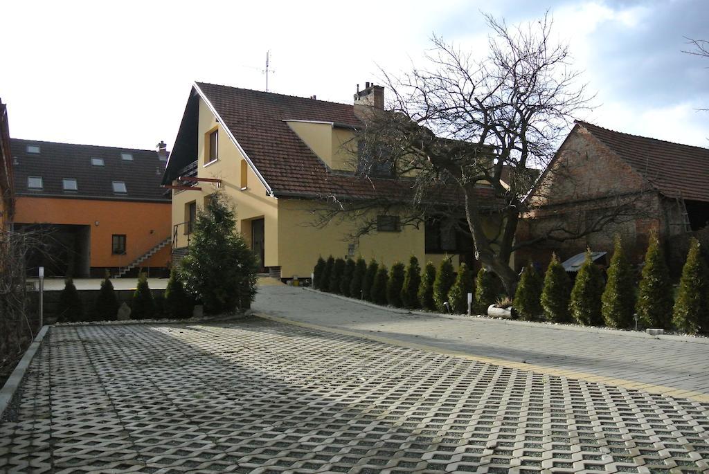 Penzion U Reky Vojkovice  Εξωτερικό φωτογραφία
